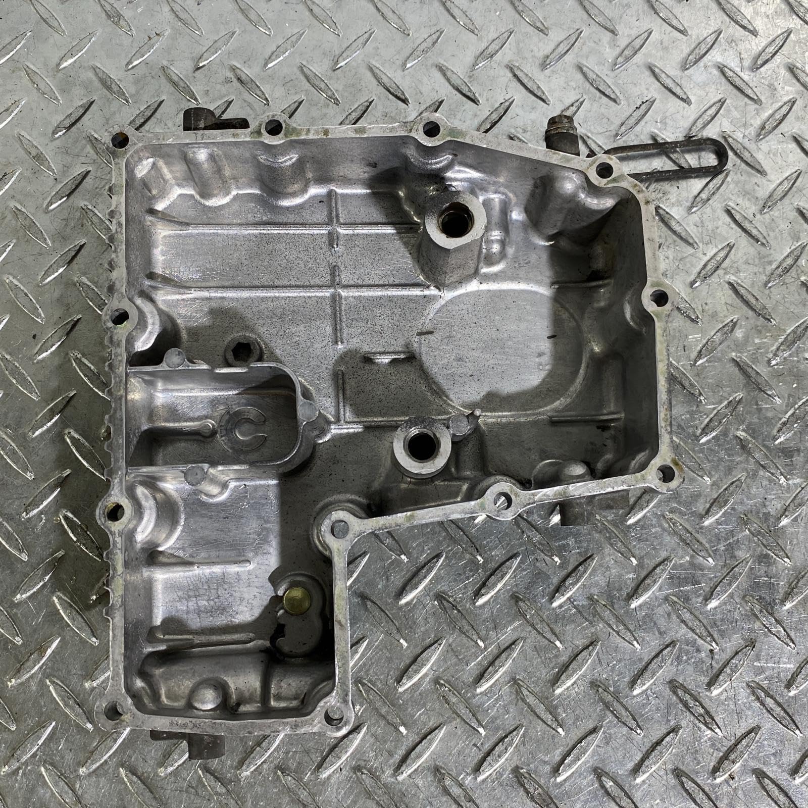 HONDA CB400SF オイルパン ホンダ [M-250424-27] Amazon | CB400SF オイルパン(M-250424-27) | オイルポンプ | 車＆バイク